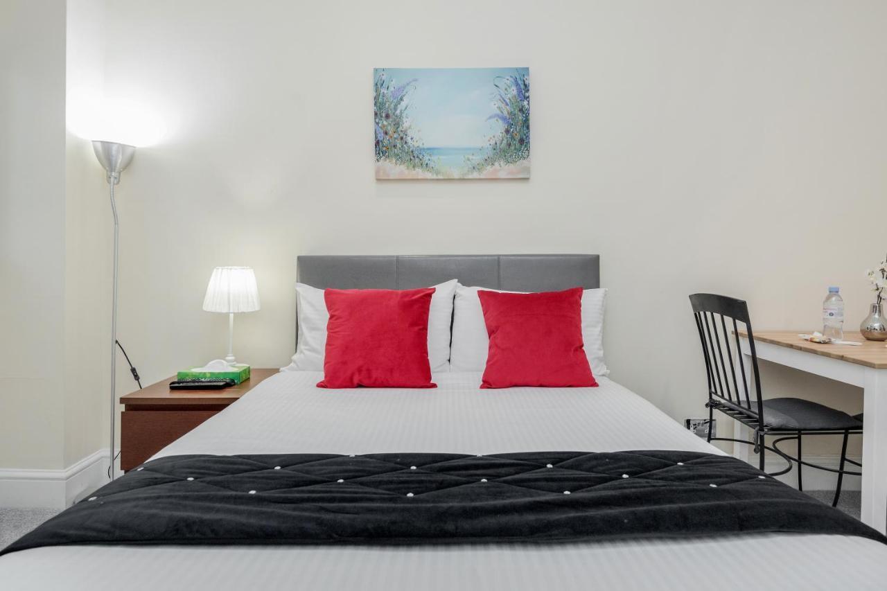 Oxford Street Homestay Londra Exterior foto