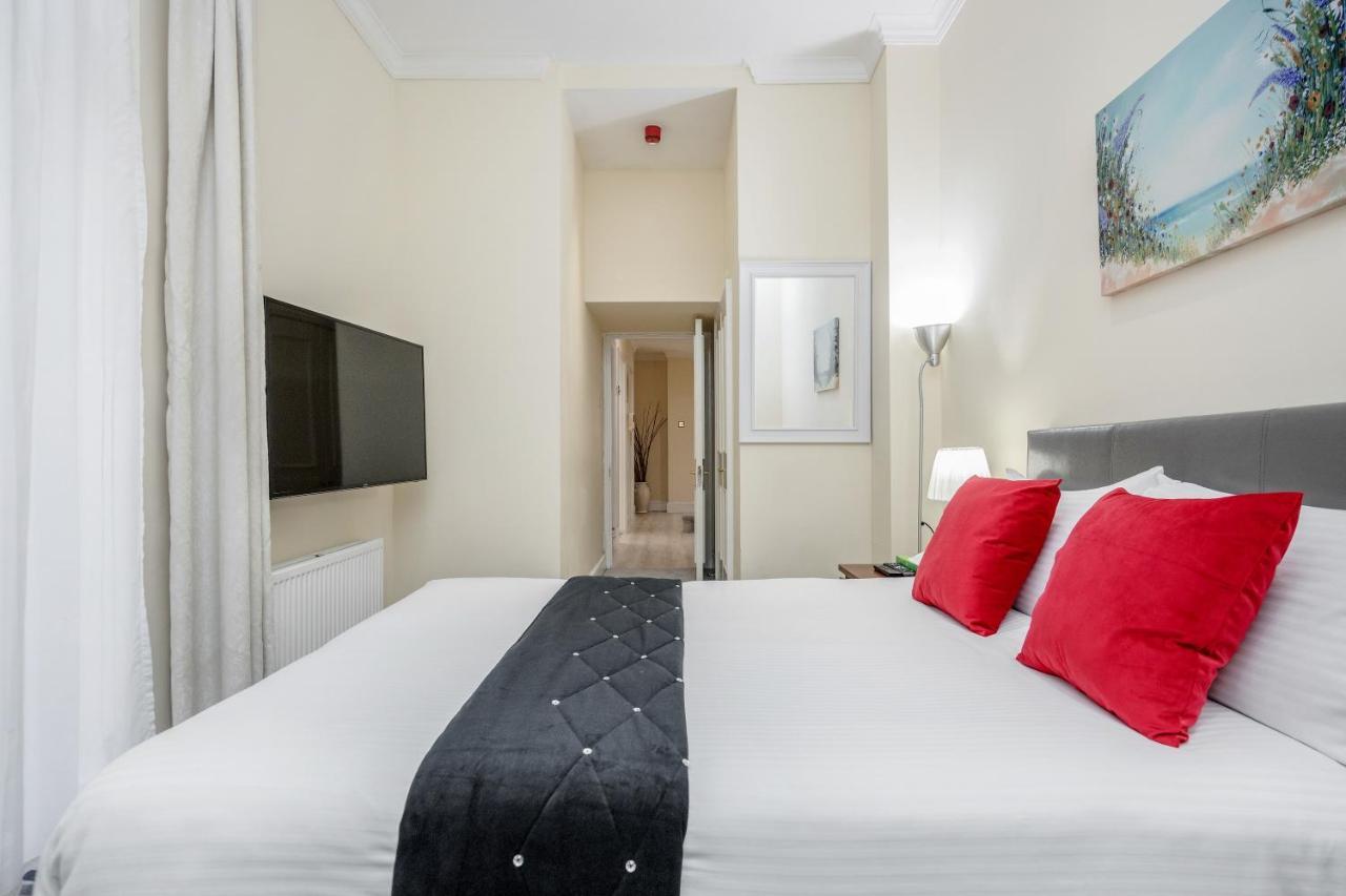 Oxford Street Homestay Londra Exterior foto