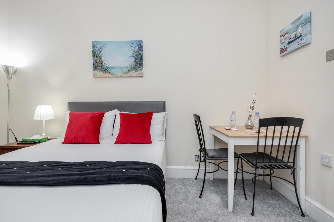 Oxford Street Homestay Londra Exterior foto