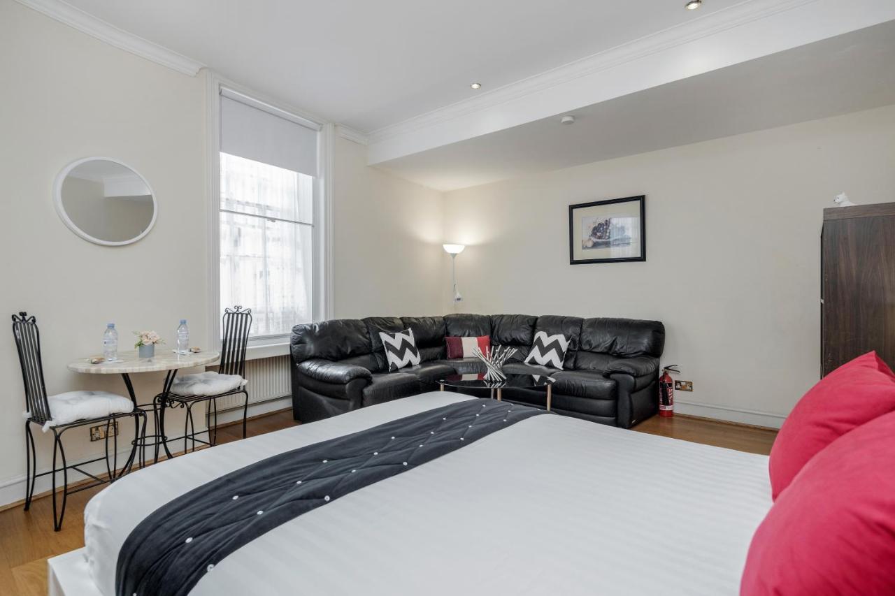 Oxford Street Homestay Londra Exterior foto