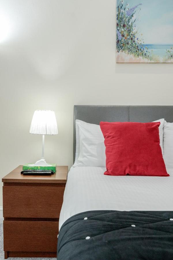 Oxford Street Homestay Londra Exterior foto