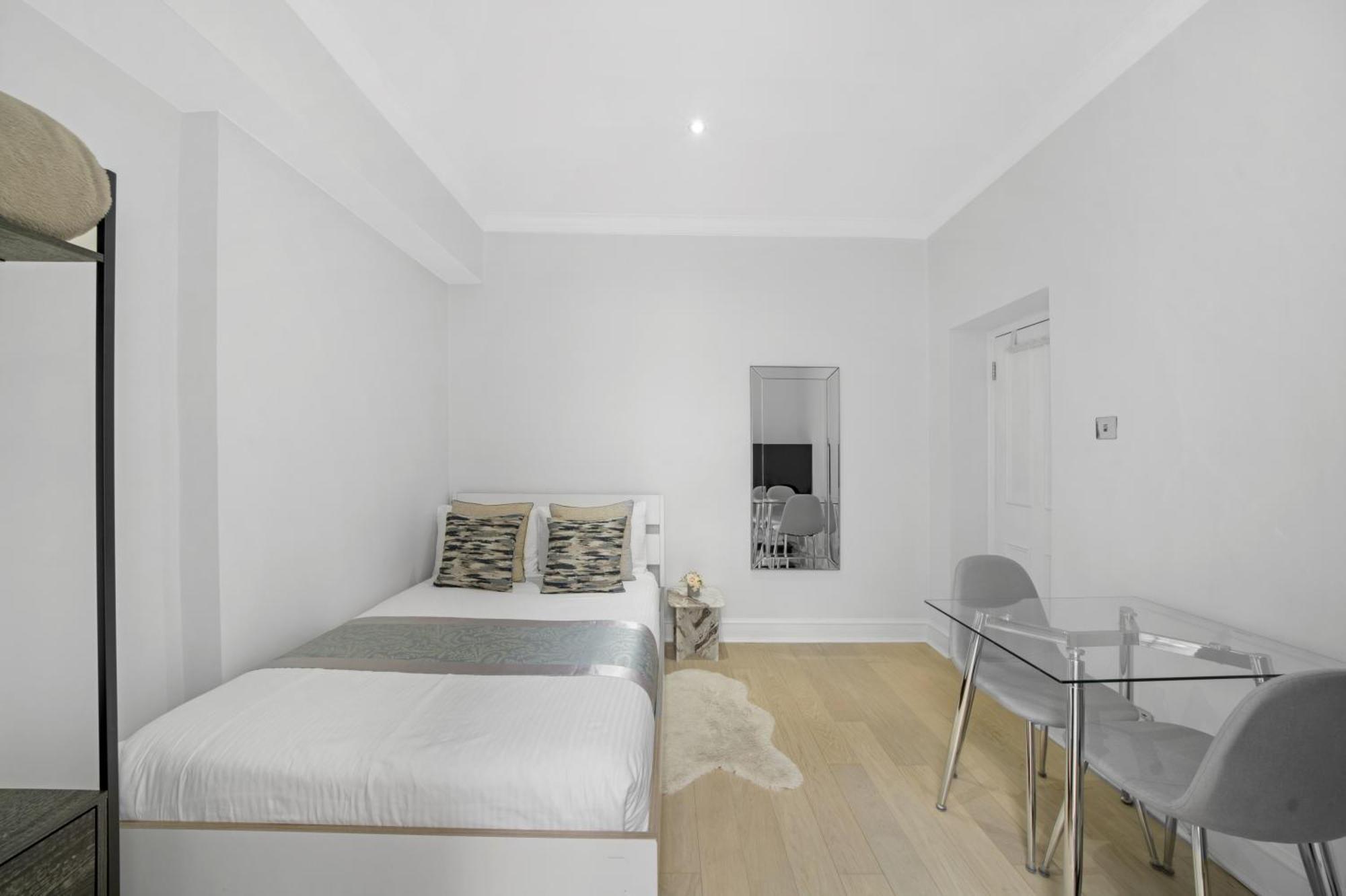 Oxford Street Homestay Londra Exterior foto